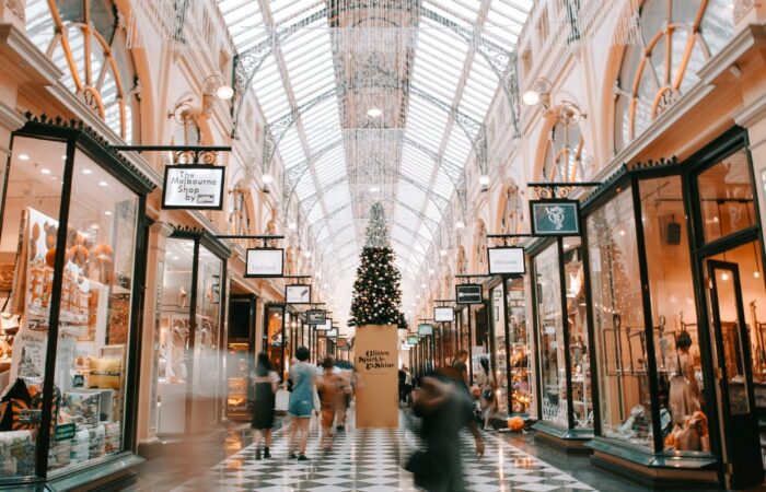 why-cannabis-must-embrace-traditional-retail