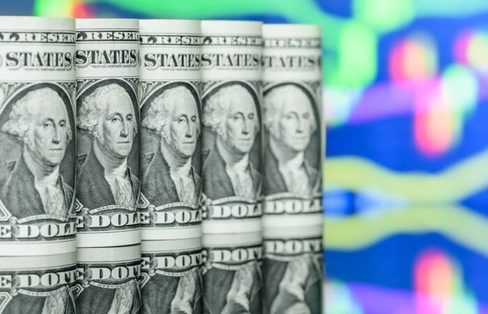 cash-in-on-the-crashing-dollar:-5-stocks-and-etfs-ready-to-soar-from-the-greenback’s-downfall-–-spdr-select-sector-fund-–-energy-select-sector-(arca:xle),-invesco-db-usd-index-bullish-fund-etf-(arca:uup),-invesco-currencyshares-euro-currency-trust-(arca:fxe),-caterpillar-(nyse:cat),-newmont-(nyse:nem),-procter-&-gamble-(nyse:pg),-exxon-mobil-(nyse:xom),-vaneck-gold-miners-etf-(arca:gdx),-ishares-jp.-morgan-usd-emerging-markets-bond-etf-(nasdaq:emb),-pacer-us-export-leaders-etf-(arca:pexl),-mcdonald’s-(nyse:mcd)