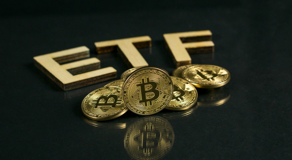 spot-bitcoin-etf-applications-from-blackrock,-fidelity-and-others-gain-traction-with-sec-–-blackrock-(nyse:blk)