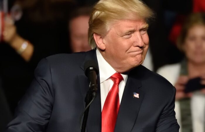 trump’s-plan-for-autocracy:-we’re-trying-to-‘identify-the-pockets-of-independence-and-seize-them,’-says-associate